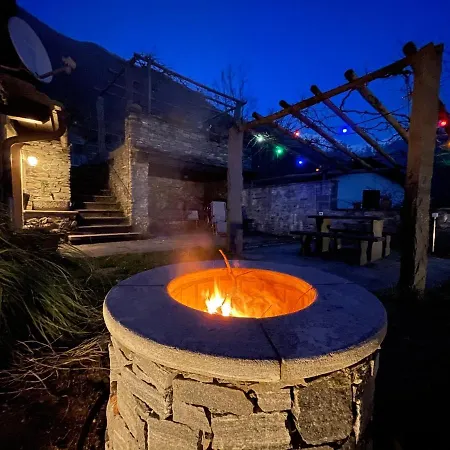 Rustici Maggia Gasthof Aurigeno